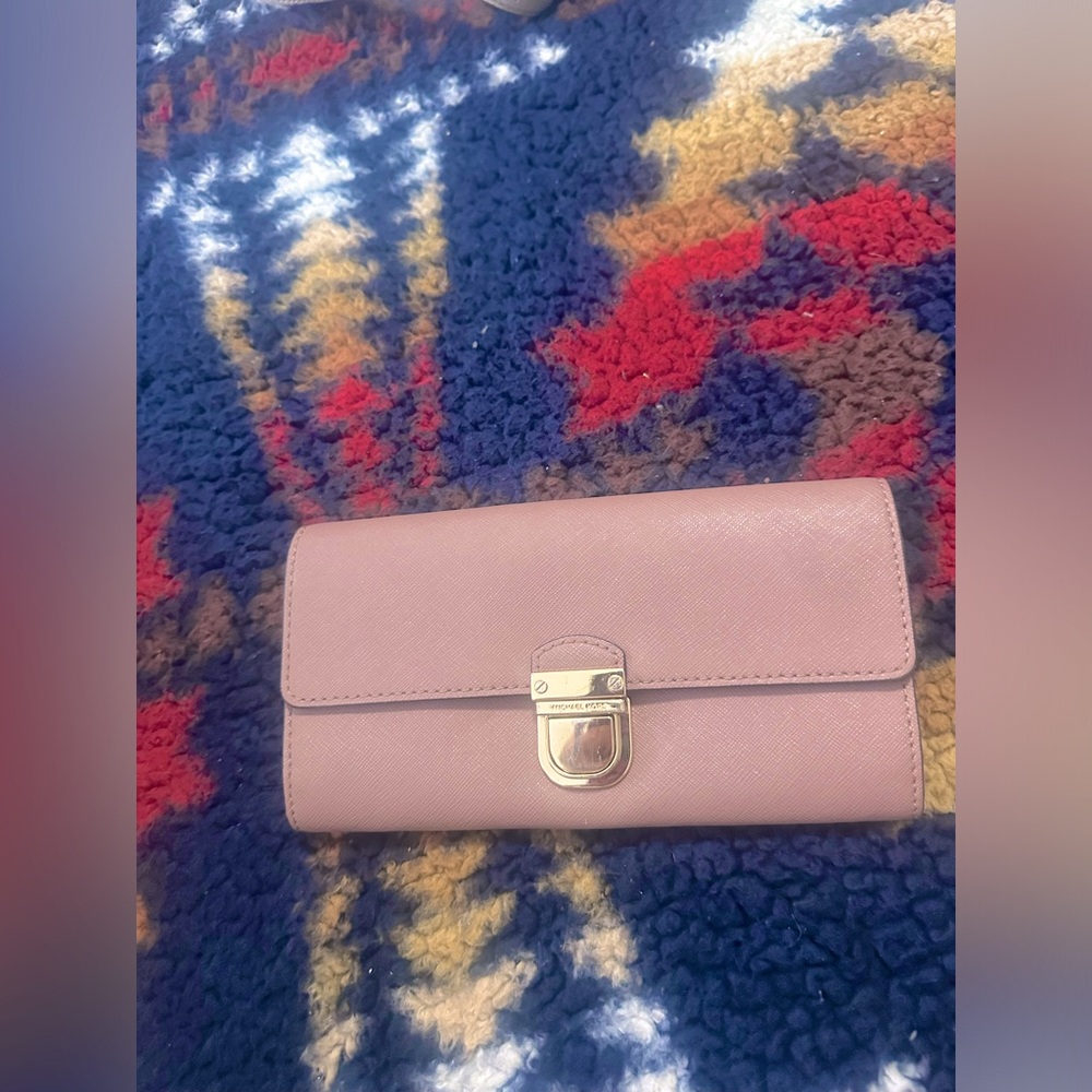 MK BRIGETTE SAFFIANO LEATHER FLAP WALLET BALLET